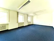 Büro mittig