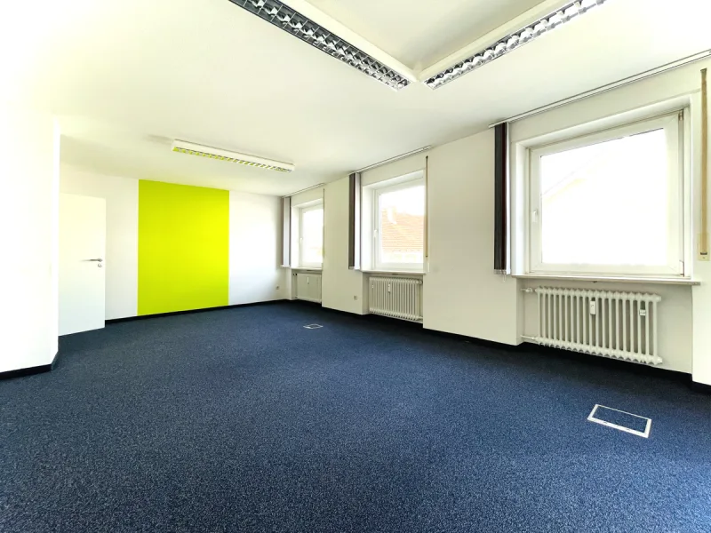 Büro mittig