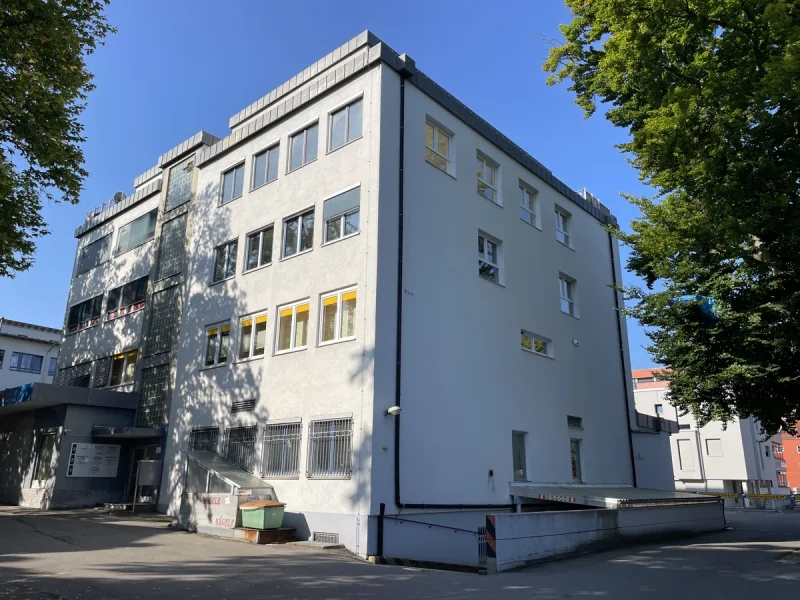 Ansicht Süd / Ost - Büro/Praxis kaufen in Kaufbeuren - Praxis- Büro- oder großzügige Wohnung im Herzen der Stadt