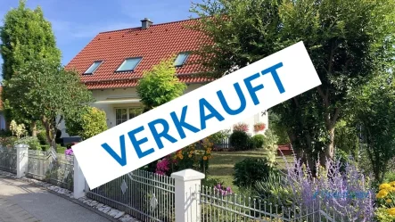 Verkauft  - Haus kaufen in Kastl - Einfamilienhaus mit Doppelgarage in Kastl- zeitgemäß und sehr gut gepflegt -