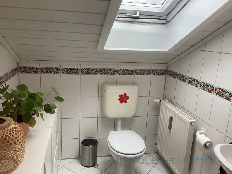 Weiteres WC im Dachgeschoss