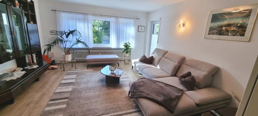 Wohnzimmer - Wohnung mieten in Deggendorf - Top 3 Zimmer Wohnung