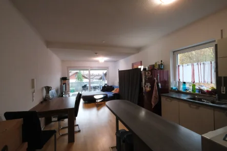 Wohnzimmer - Wohnung mieten in Deggendorf - Geräumige 2-Zimmer Wohnung in Deggendorf