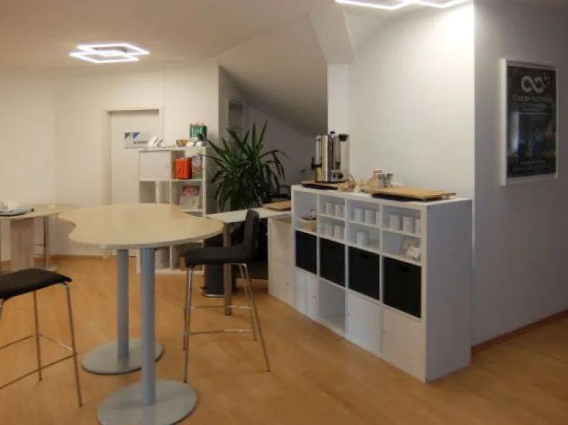 Bild/Grundriss 1 - Büro/Praxis mieten in Regensburg - 17_VB3714 Verschiedene Büroflächen für eine kurzfristige Anmietung in einem Coworking-Space / Regensburg - Nord