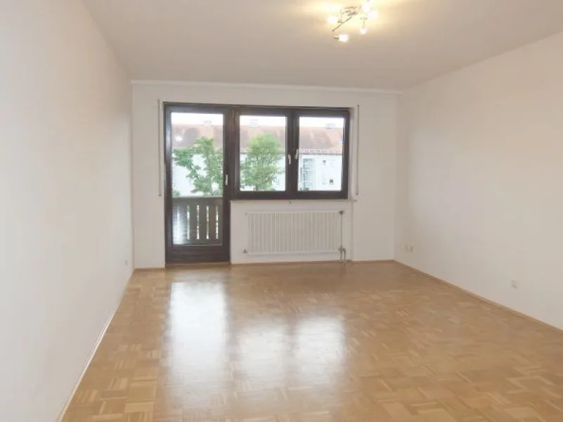 Bild/Grundriss 1 - Wohnung mieten in Neutraubling - 20_WO2000_1_N Ruhiges, sonniges 1-Zimmer-Appartement mit Südbalkon / Neutraubling