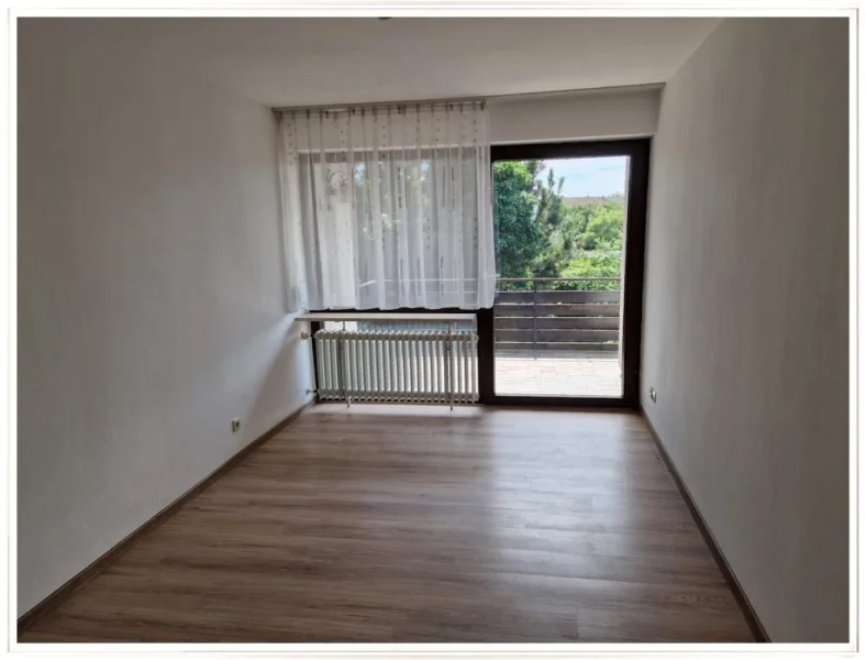 OG Zimmer 1 mit Balkon