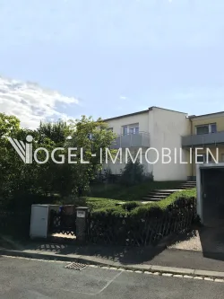 Titelbild - Haus kaufen in Würzburg - Ruhige Wohnlage am Dallenberg - Erbbaurecht!
