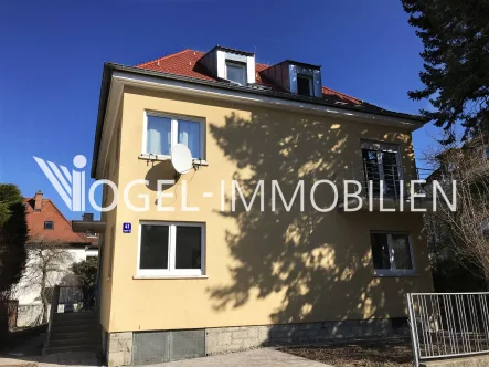Titelbild - Wohnung mieten in Würzburg - 3-Zimmer-Wohnung mit Balkon in bester Wohnlage
