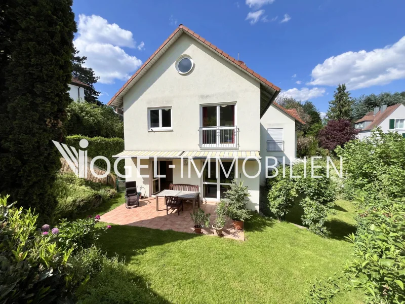 Titelbild - Haus kaufen in Würzburg - Wunderschönes Wohnhaus in gesuchter Wohnlage am Dallenberg