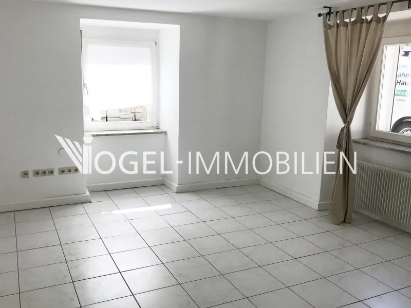 Titelbild - Wohnung mieten in Würzburg - Helle und geräumige 2-Zimmer-Wohnung in der Sanderau!