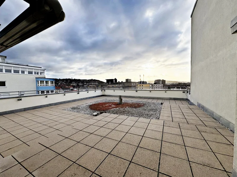 Dachterrasse Dämmerung