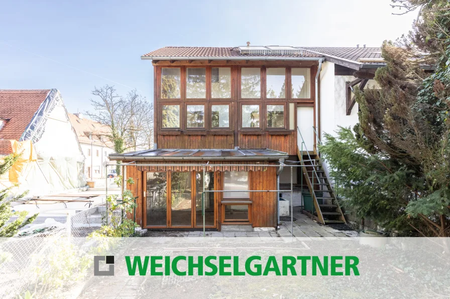 Im Alleinauftrag - Haus kaufen in München - Reihenmittelhaus mit viel Potenzial in charmanter Wohnlage - Neubebauung möglich -
