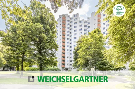 Im Alleinauftrag - Wohnung kaufen in München - Bezugsfreie Eigentumswohnung mit großem Süd-Balkon