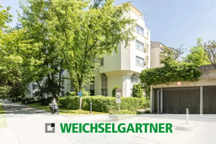 Im Alleinauftrag - Wohnung kaufen in München - Renovierungsbedürftige Gartenwohnung direkt im Arabellapark