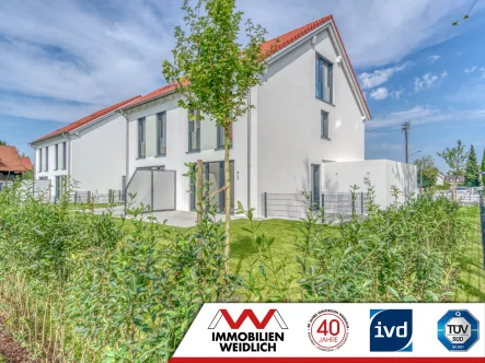 Süd-Westansicht - Haus mieten in Zorneding - OPEN HOUSE AM SAMSTAG, 28.09.2024, 12 BIS 15 UHR