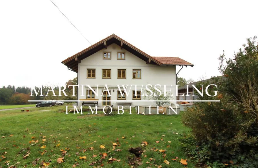  - Haus mieten in Rechtmehring - Gemütliches Landhaus mit großem Garten, Garage und Balkon - ideal für naturliebende Familien!