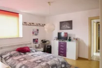 Schlafzimmer DG