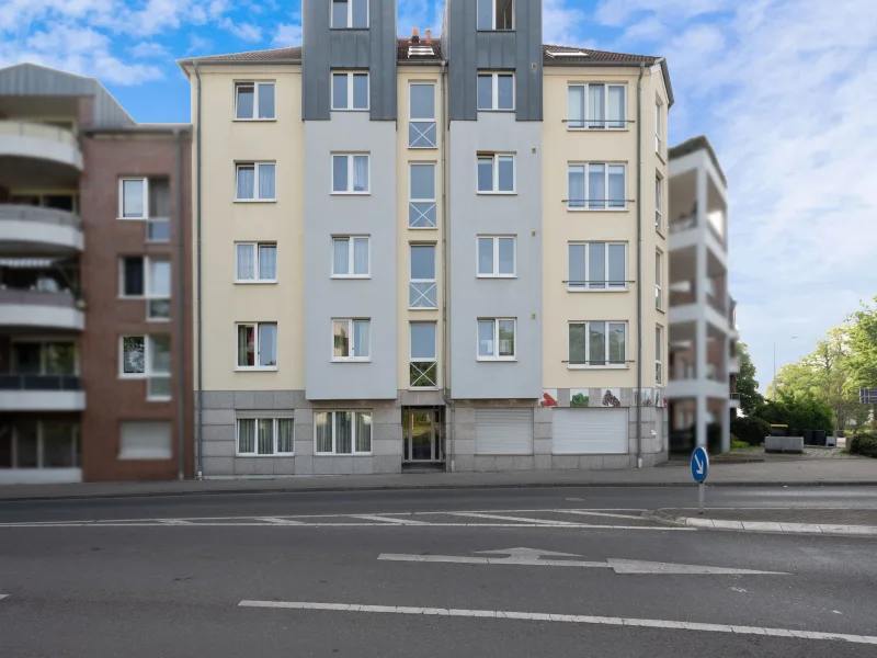 Frontansicht_001.jpg - Wohnung kaufen in Mönchengladbach - 3-Zimmerwohnung mit Ausblick über den Dächern von Mönchengladbach-Mülfort