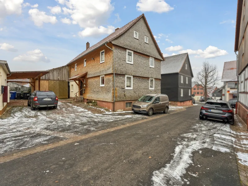 Titelbild - Haus kaufen in Bad Zwesten - Fachwerkhaus mit Potenzial