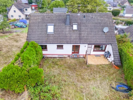 Titelbild  - Haus kaufen in Kall - Freistehendes Einfamilienhaus für die große Familie in Kall-Sistig