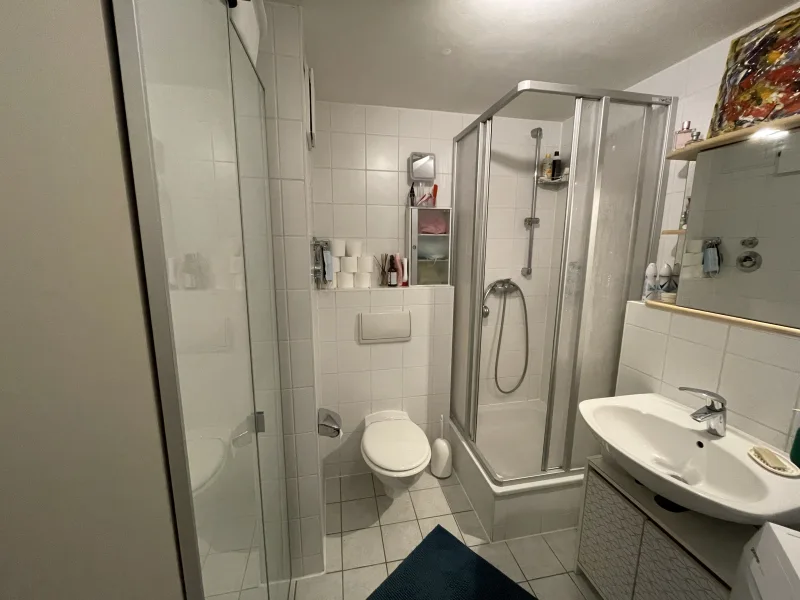 Badezimmer Ansicht 1