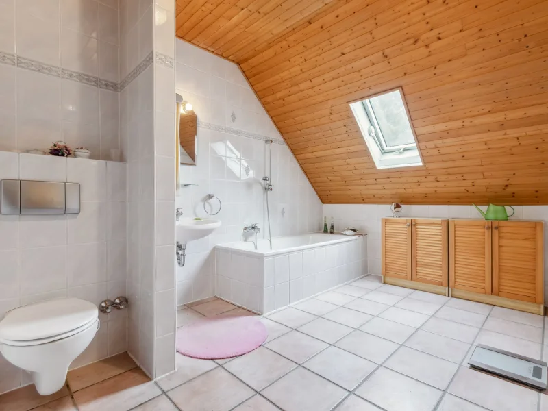 Badezimmer DG