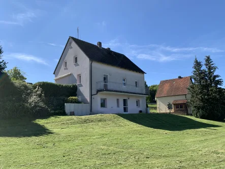 Titelbild - Haus kaufen in Betzenstein - Idyllisch gelegenes Einfamilienhaus in Betzenstein mit großem Grundstück