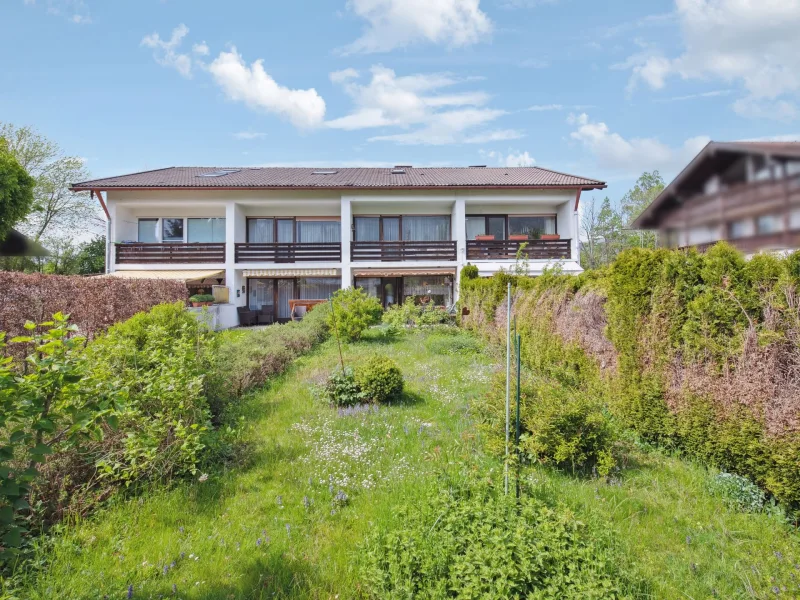 Ansicht - Haus kaufen in Rottach-Egern - Familienfreundliches Reihenmittelhaus mit Blick auf den Wallberg in Rottach-Egern