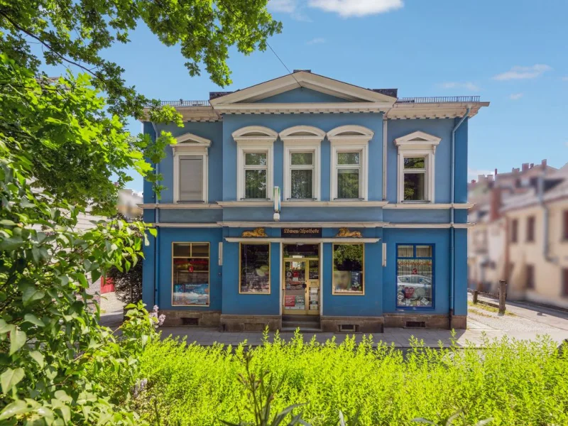 Titelbild - Haus kaufen in Hof - Wunderschöner Altbau - Wohn- und Geschäftshaus mit viel Potential in Hof