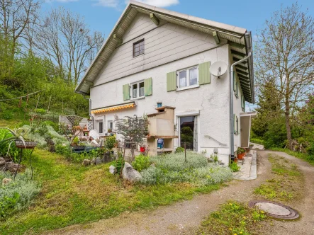 Titelbild - Haus kaufen in Böhen - Unterallgäu: Freistehendes Einfamilienhaus mit Ausbaupotential in ruhiger Lage