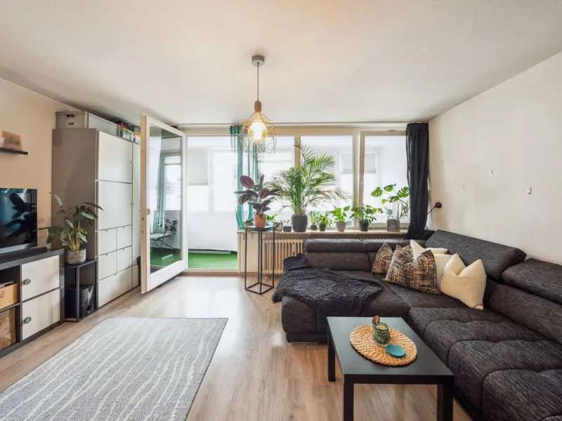 Wohnzimmer - Wohnung kaufen in München - Schönes 1-Zimmer-Apartment in zentraler Lage in München-Sendling