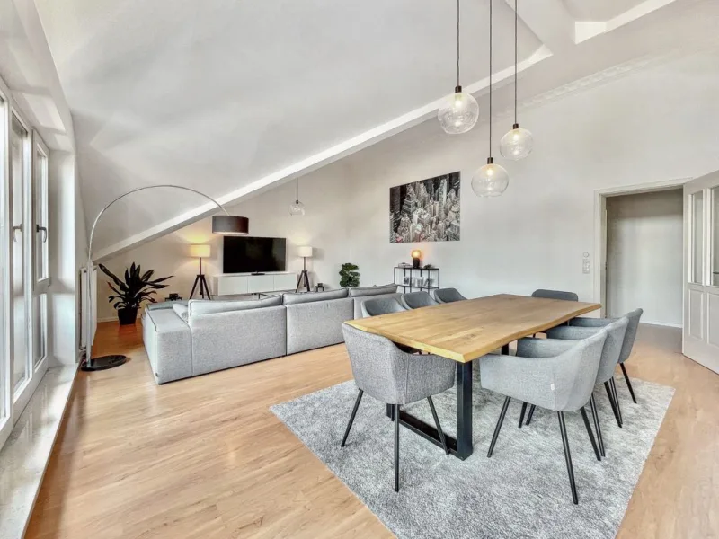 Wohnbereich Ansicht 1 - Wohnung kaufen in Brunnthal - Exklusiv! Einmalige 4-Zimmer-Dachgeschoss-Wohnung in Brunnthal bei München
