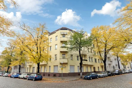 Titelbild - Wohnung kaufen in Berlin - Eigenbedarf möglich, vermietete 2 Zimmerwohnung in Berlin-Neukölln