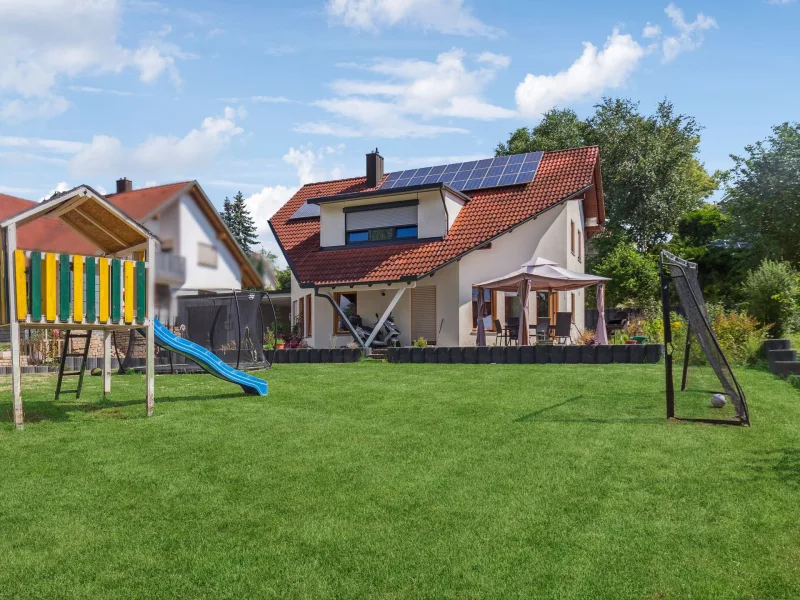 Ansicht - Haus kaufen in Riedlingen - Freundliches Einfamilienhaus in attraktiver Lage in Riedlingen