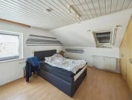 Schlafzimmer DG