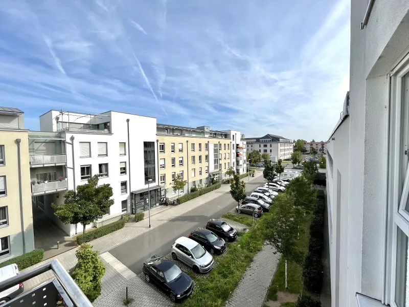 weiterer Blick vom Balkon