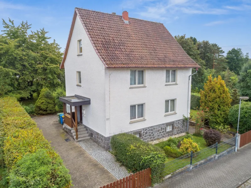 Hausansicht 1 - Haus kaufen in Rabenau - Attraktives Einfamilienhaus mit tollem Grundstück in Londorf