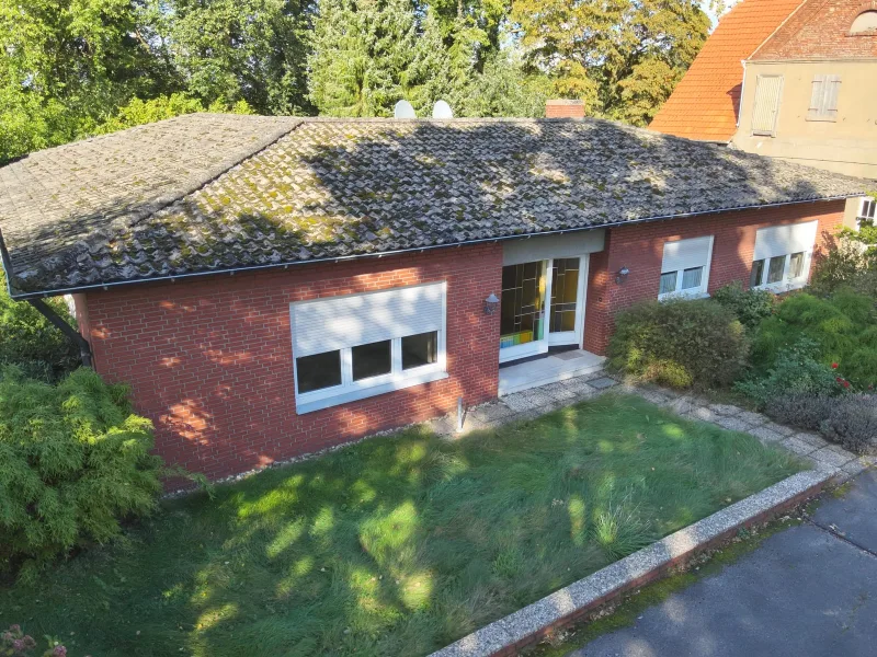 Titelbild - Haus kaufen in Dülmen - Handwerkertraum! Bungalow mit Garten im Außengebiet von Dülmen