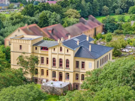 Hauptbild - Haus kaufen in Trebsen/Mulde - Einzigartiges Schloss-Juwel in Altenhain -  Behagliches Herrenhaus mit parkähnlichem Ambiente 