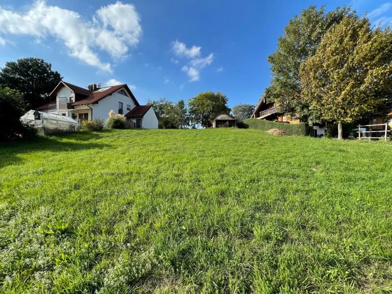 Grundstück - Ansicht 1 - Grundstück kaufen in Gilching - Grundstück zur Bebauung mit einer Doppelhaushälfte in Gilching/Geisenbrunn