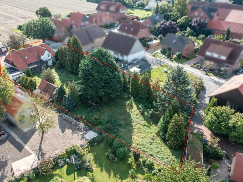 Grundstück - Grundstück kaufen in Ronnenberg - Großes, teilbares Baugrundstück mit Altbestand in ländlicher Lage in Ronnenberg Ihme - Roloven 