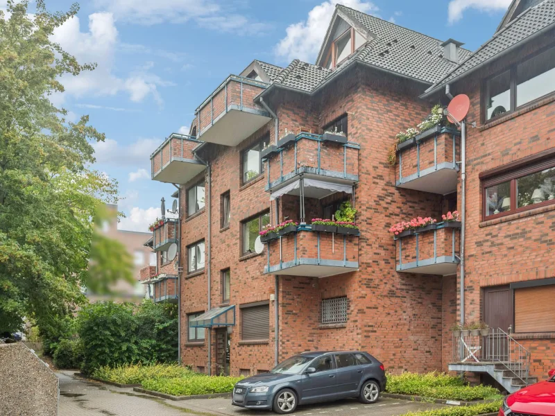 Titelbild - Wohnung kaufen in Seevetal - Reserviert ! - Top modernisierte 4-Zimmer-Maisonette-Eigentumswohnung 