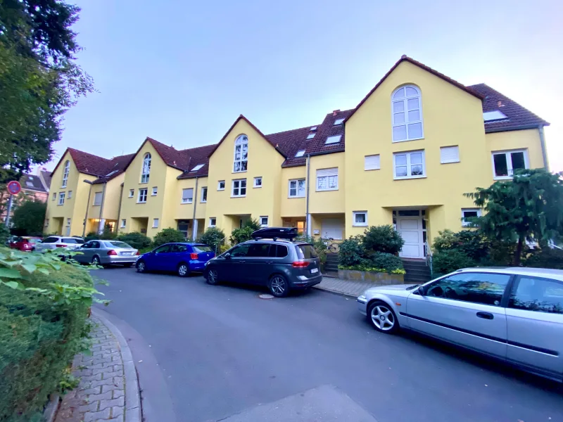 Straßenansicht