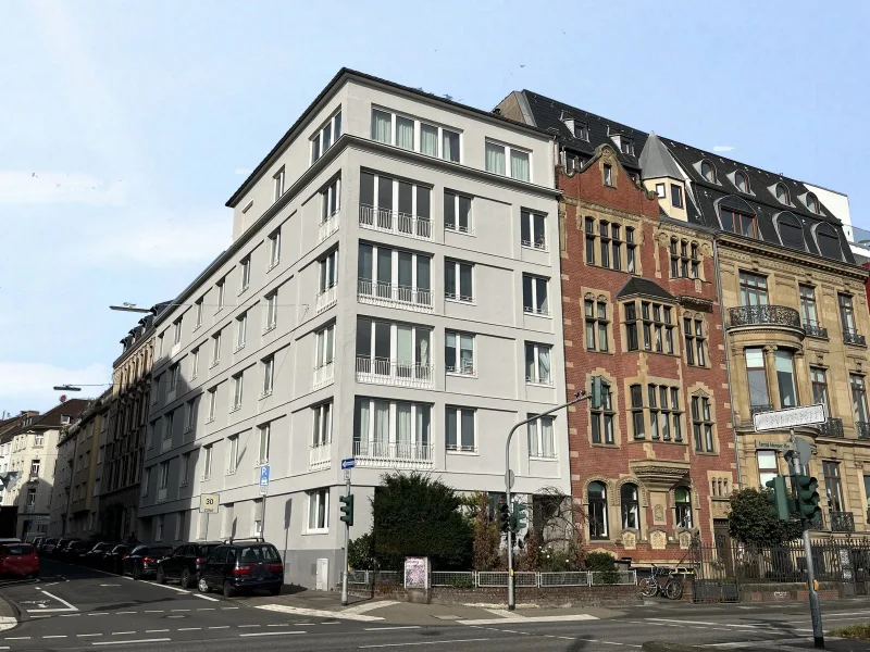 Titel - Wohnung kaufen in Köln - Modernisierungsbedürftige 2-Zimmerwohnung in attraktiver und zentraler Lage von Köln-Altstadt Nord