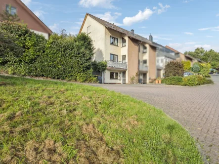 Titelbild - Haus kaufen in Nachrodt-Wiblingwerde - Erbpacht - Einfamilienhaus mit Einliegerwohnung in familienfreundlicher Lage von Nachrodt-Wibl.