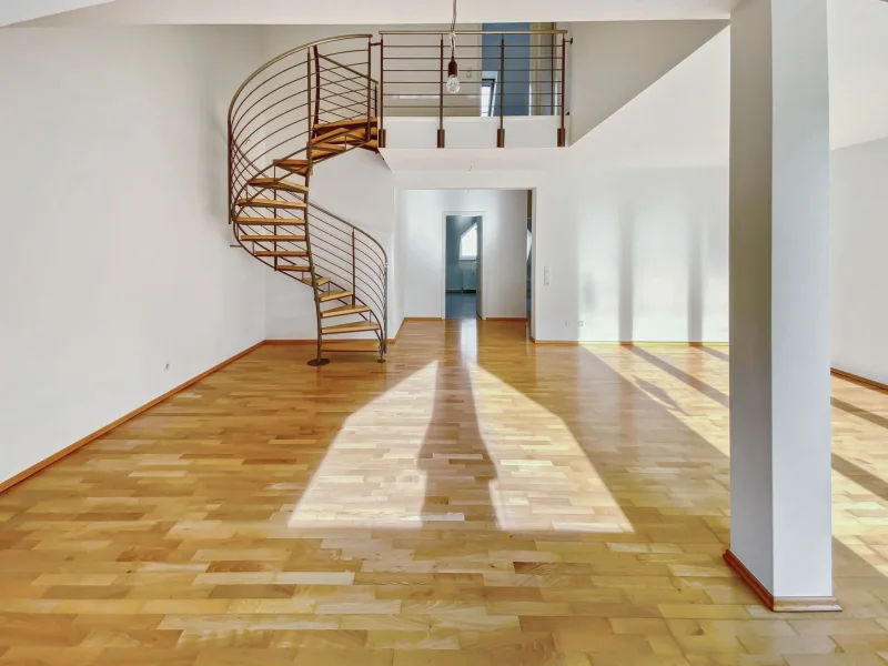 Stilvolle Maisonettewohnung - Wohnung kaufen in Frankfurt am Main - 3-Zimmer-Maisonettewohnung: Ein Wohntraum in grüner Oase in Frankfurt-Bonames