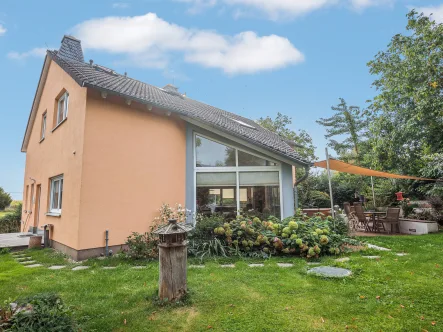 Außenansicht - 1 - Haus kaufen in Paitzdorf - Traumhaus in idyllischer Ruhe: Exklusives Einfamilienhaus in malerischer Umgebung