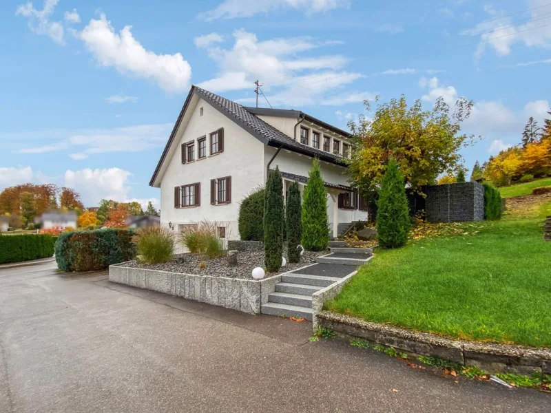 Objektansicht - Haus kaufen in Bubsheim - Attraktives, freistehendes  Einfamilienhaus mit viel Platz in Bubsheim