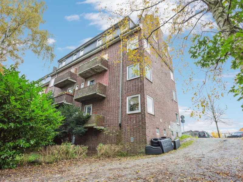 Hausansicht - Wohnung kaufen in Hamburg - Attraktive Kapitalanlage! Gut vermietete 2-Zimmer-Wohnung im Herzen von Hamburg - Bergedorf