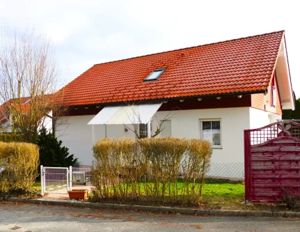 Ansicht - Haus kaufen in Vilshofen an der Donau - Tolles Einfamilienhaus in Vilshofen